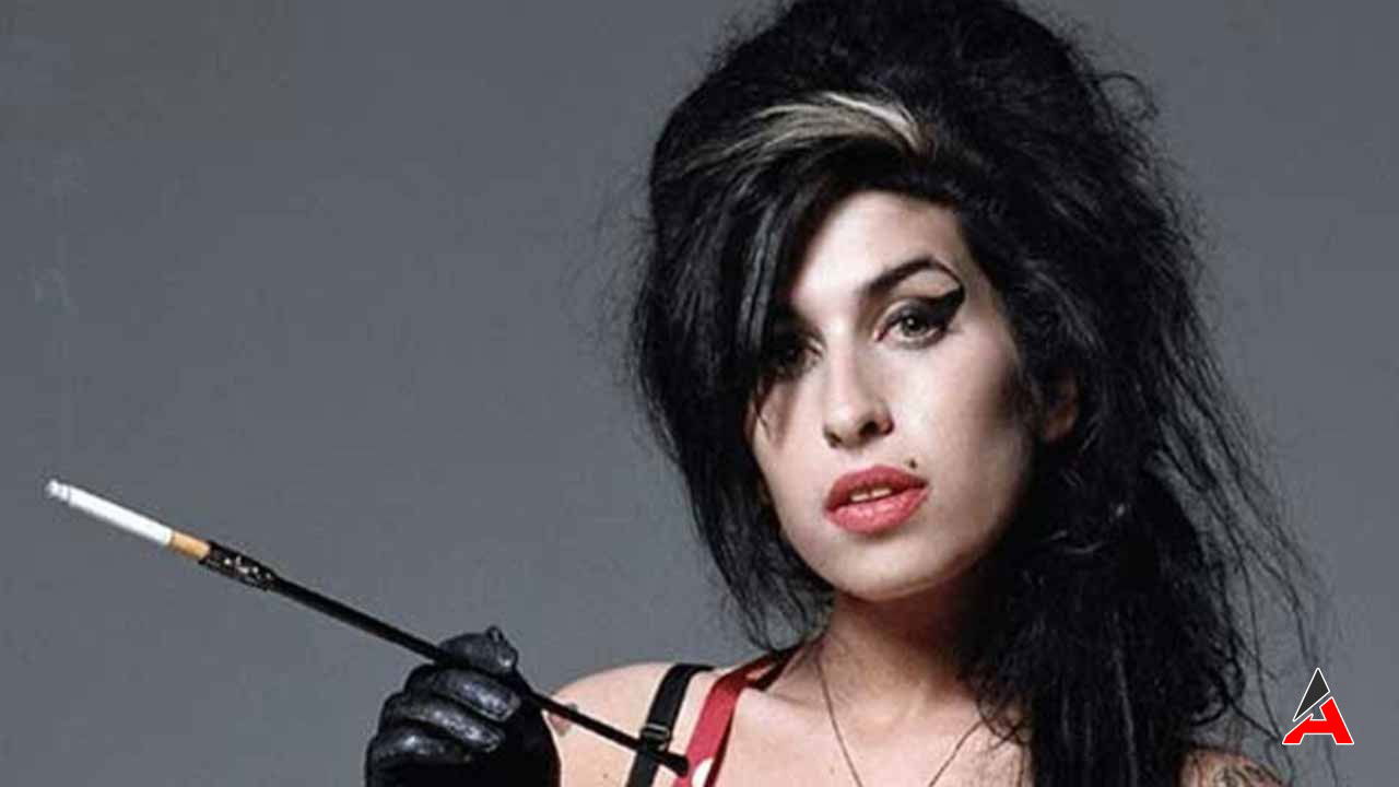 amy-winehouse-neden-oldu.jpg