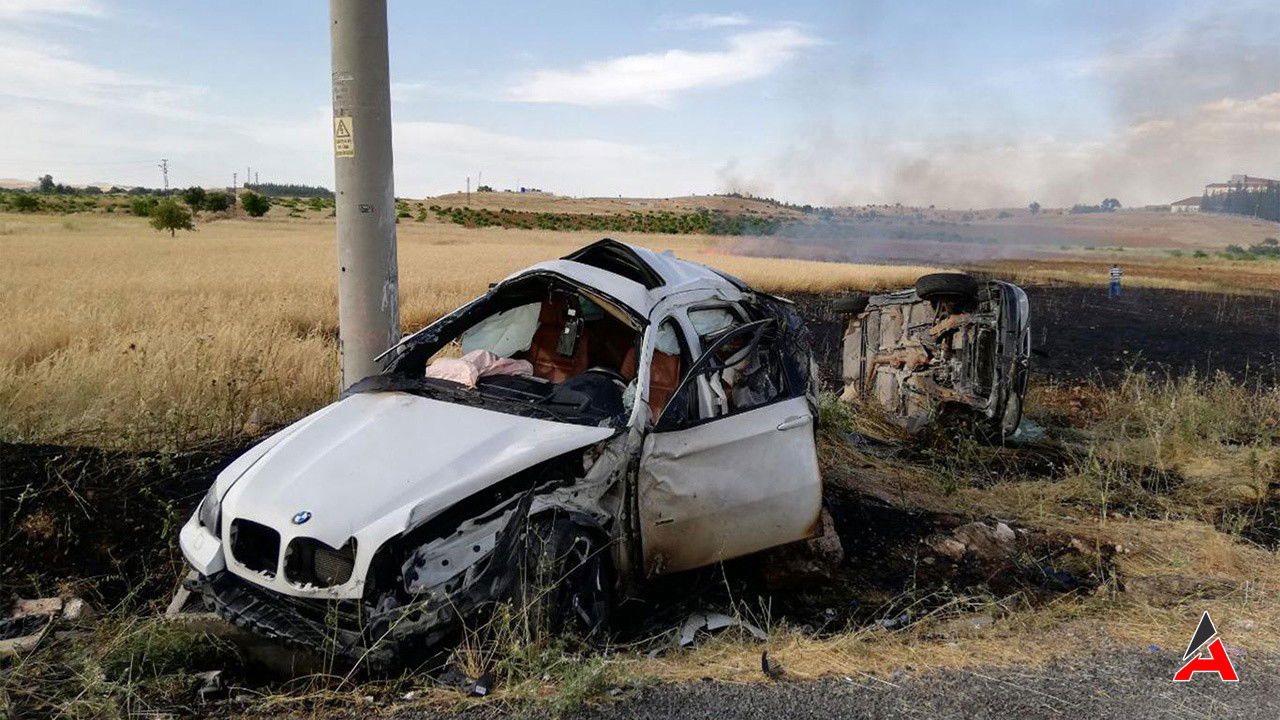 mardinde-trafik-kazasi-2si-agir-6-yarali.jpg