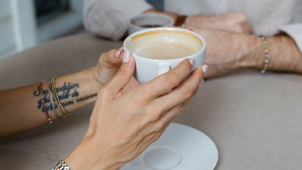 Evde Barista Olmanın Yolları Kahve Makinesi ile Profesyonel Kahve Yapımı