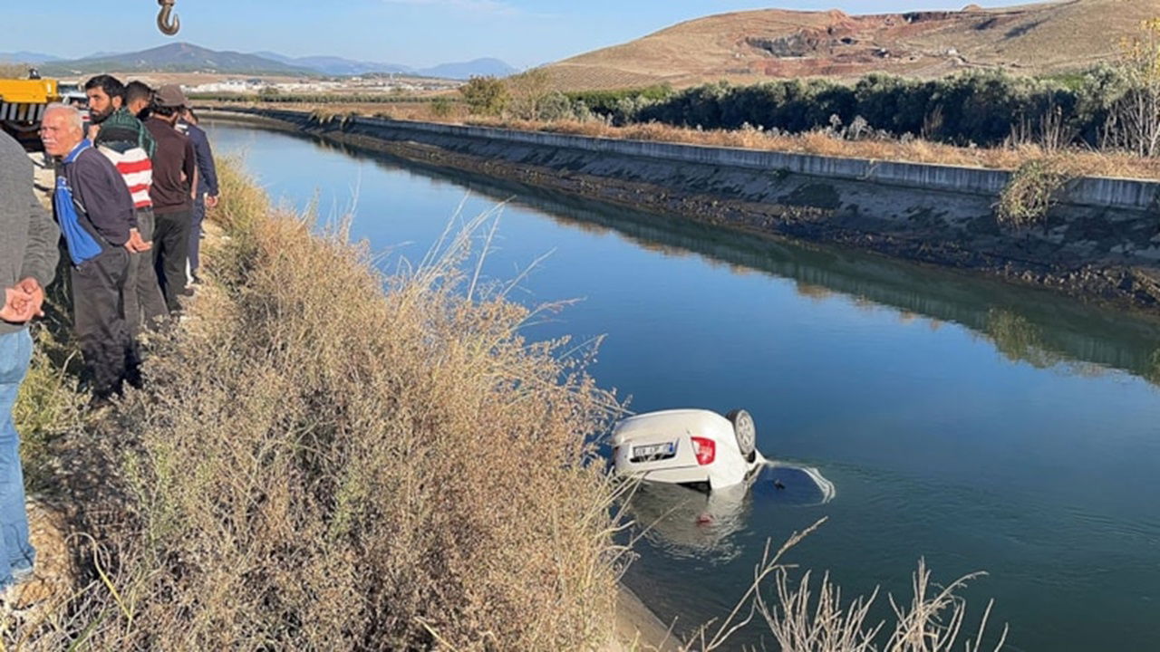 Osmaniye’de Feci Kaza Sulama Kanalına Düşen Otomobilde Baba ve Oğul Hayatını Kaybetti