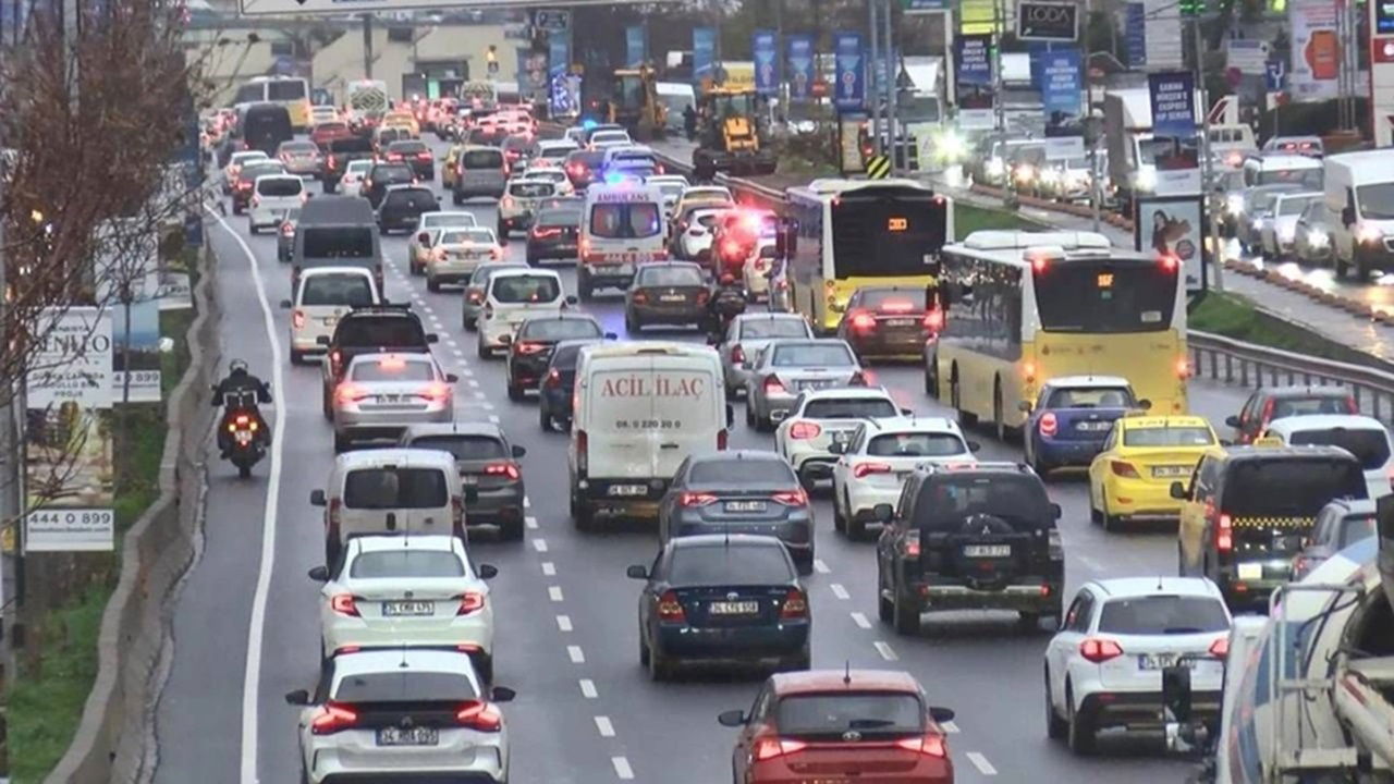 2025 Yılı Trafik Cezaları Belli OlduYüzde 43,93 Zam! İşte Yeni Cezalar