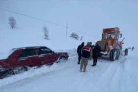 Elazığ’da Kar Nedeniyle Mahsur Kalan Hasta Kurtarıldı