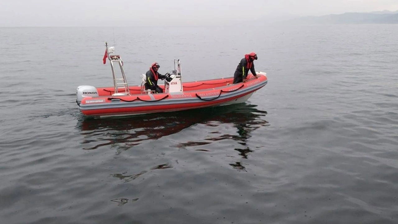 Mudanya Sahilinde Panik! Denize Düşen Kişi İçin Arama Kurtarma Seferberliği