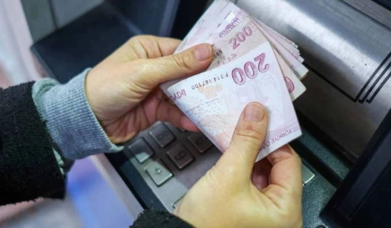 2025’te Bankalardan Çalışanlarına Yüzde 33’e Varan Yemek Ücreti Zammı