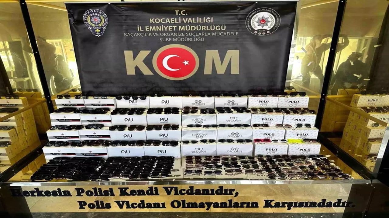 Kocaeli'de 169 Bin Kaçak Güneş Gözlüğü Ele Geçirildi