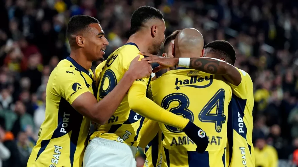 Fenerbahçe Hatayspor Maçında 2-1 Galip Geldi